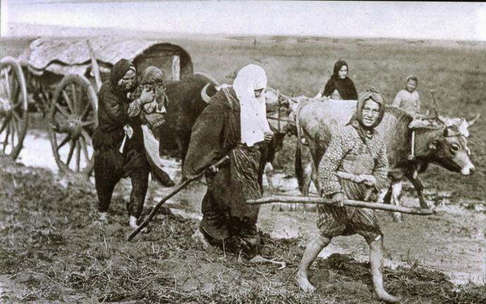 Cumhuriyetin Türk Kadınına Verdiği Haklar