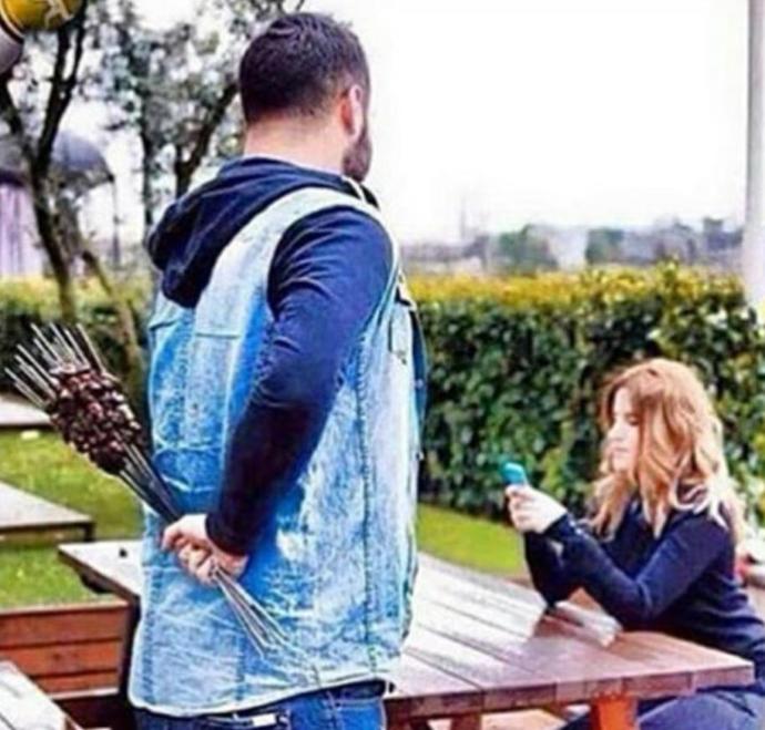 Yüzüne Vurur İfadesi, Adana Merkez Patlıyor Herkes Birtanesi!