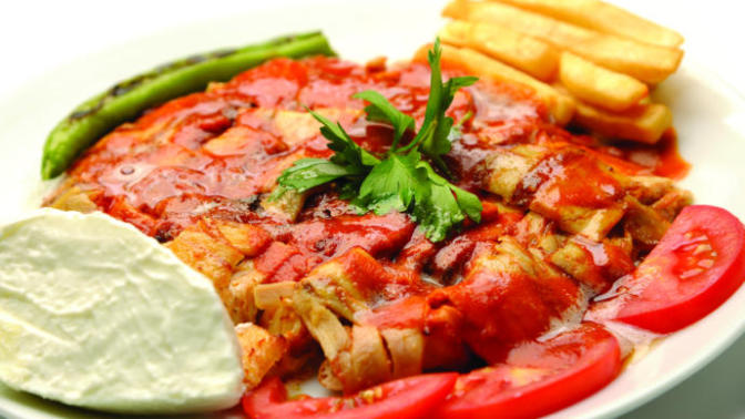 İşte Sofralara Fenomen Olacak Tavuk İskender Tarifi