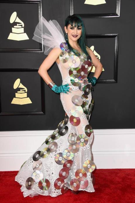 "O Kıyafeti Hangi Kafayla Giydin" Dedirten 2017 Grammy Ödül Töreninin Rüküşleri