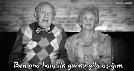 Zaman Çabuk Geçiyor Bazen
