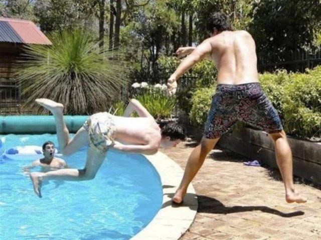 Bir Saniye Sonra Ne Olduğunu Çok Merak Edeceğiniz Fotoğraflar