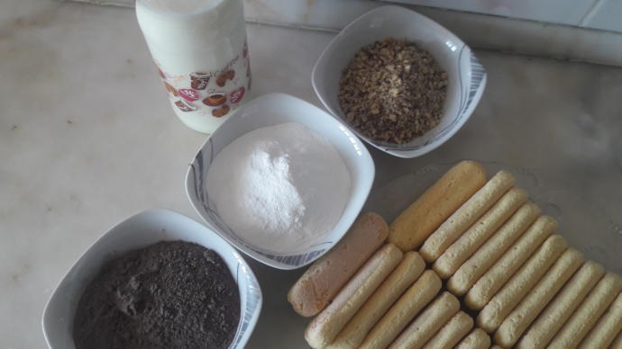 4 Malzeme İle Yapılan Pratik Lezzetli Yalancı Köstebek Pastam