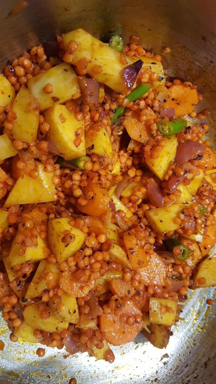 Hem Pratik Hem Lezzetli Kırmızı Mercimek Çorbası