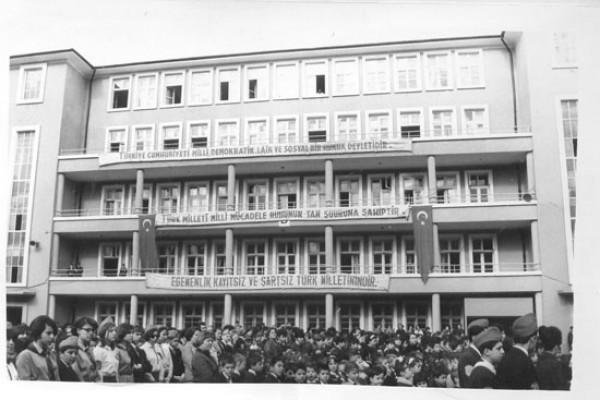 Cumhuriyetin Bazı ''İlkleri''