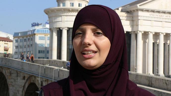 Kendi Topuğuna Kurşun Sıkanlar