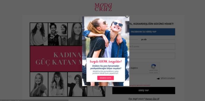 Dolabını Hiç Para Harcamadan Yenileme Şansı Sunan İkinci El Moda Trendini Tanıyın!