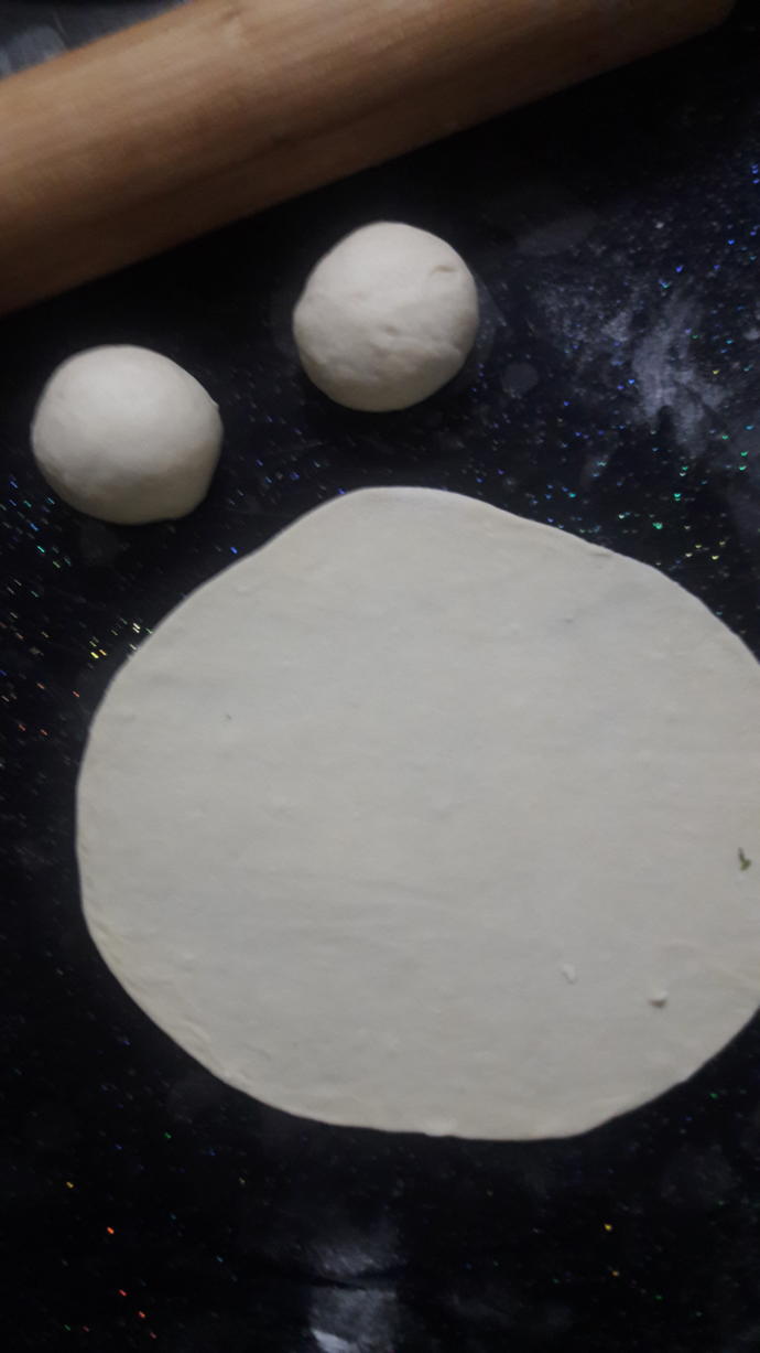 Nefis Bir Lezzet: Ev Yapımı Fındık Lahmacun