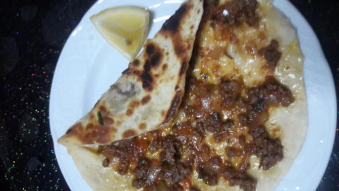 Nefis Bir Lezzet: Ev Yapımı Fındık Lahmacun