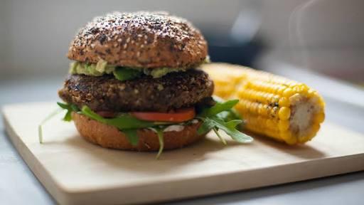 Veganlara Özel Kara fasulye köftesi