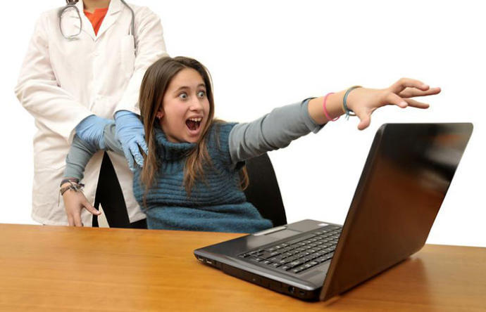 İnternet Bağımlısı Olduğunuzu Gösteren 5 Durum