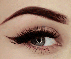 Bir Kadına En Çok Yakışan Makyaj Eyelinerdır!