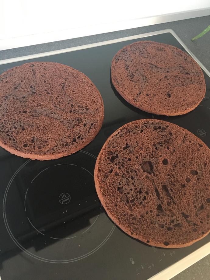 Yapımı Kolay Görüntüsü Şahane Doğum Günü Pastası!