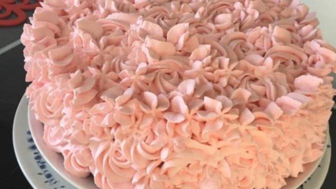 Yapımı Kolay Görüntüsü Şahane Doğum Günü Pastası!