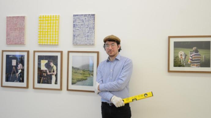Kutunun Dışında Düşünen ve Penyesinin Desenini Resimleştiren Adam!