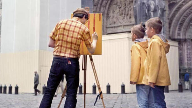 Kutunun Dışında Düşünen ve Penyesinin Desenini Resimleştiren Adam!