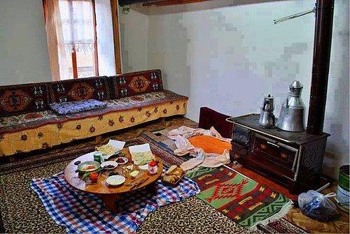 Sobalı Evlerin Değeri Bir Başka! Hangimiz Isınma Dışında Farklı Amaçlar İçin Kullanmadık ki?