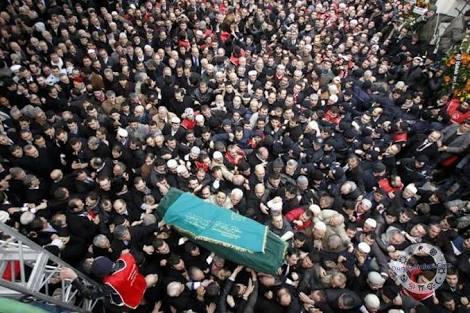 Bir Erkeğin Adam Olma Yolundaki Evreleri