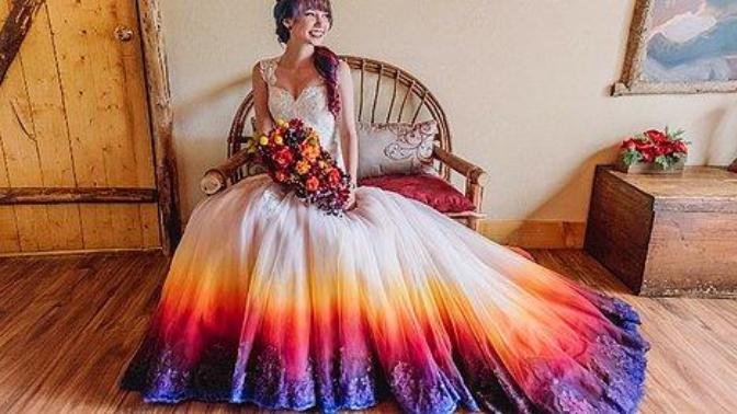 Ombre Saçtan Sonra Moda Olan Ombre Gelinlikler!