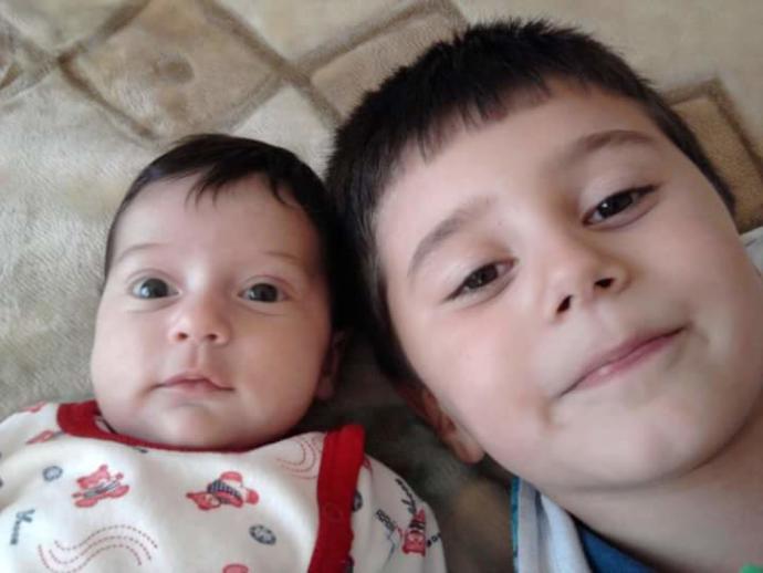 Mutsuz Anınızda Bile Dik Durmak Zorunda Olduğunuzu Hatırlatır Evlat!