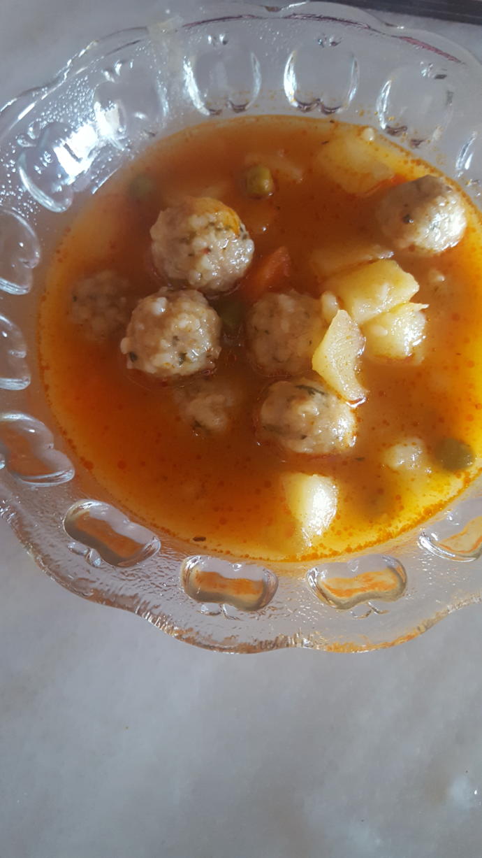 Köftenin En Renklisi: Sebzeli Sulu Köfte Tarifi