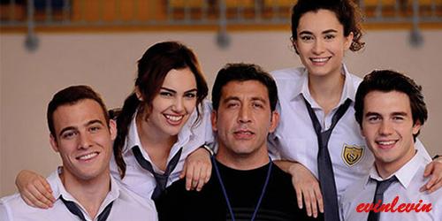 Gelmiş Geçmiş En İyi Okul Film ve Dizilerinden Seçmeler