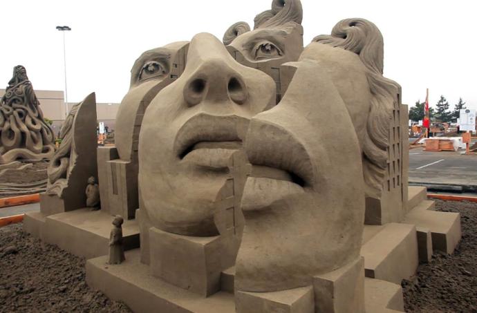 Sanatın Ötesinde Bir Sanat: Kum Heykelciliği