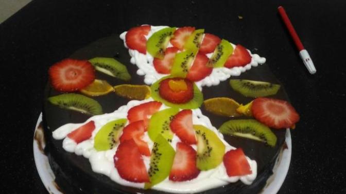 Erkekler de Pasta Yapabilir! Nar Ekşili Pasta Tarifi