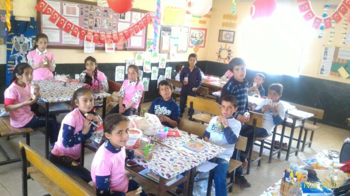 23  Nisan  İçin Xper Puanlarınızı Bağışlayarak Gönderdiğiniz Hediyeler Bitlis'teki Miniklere Ulaştı!