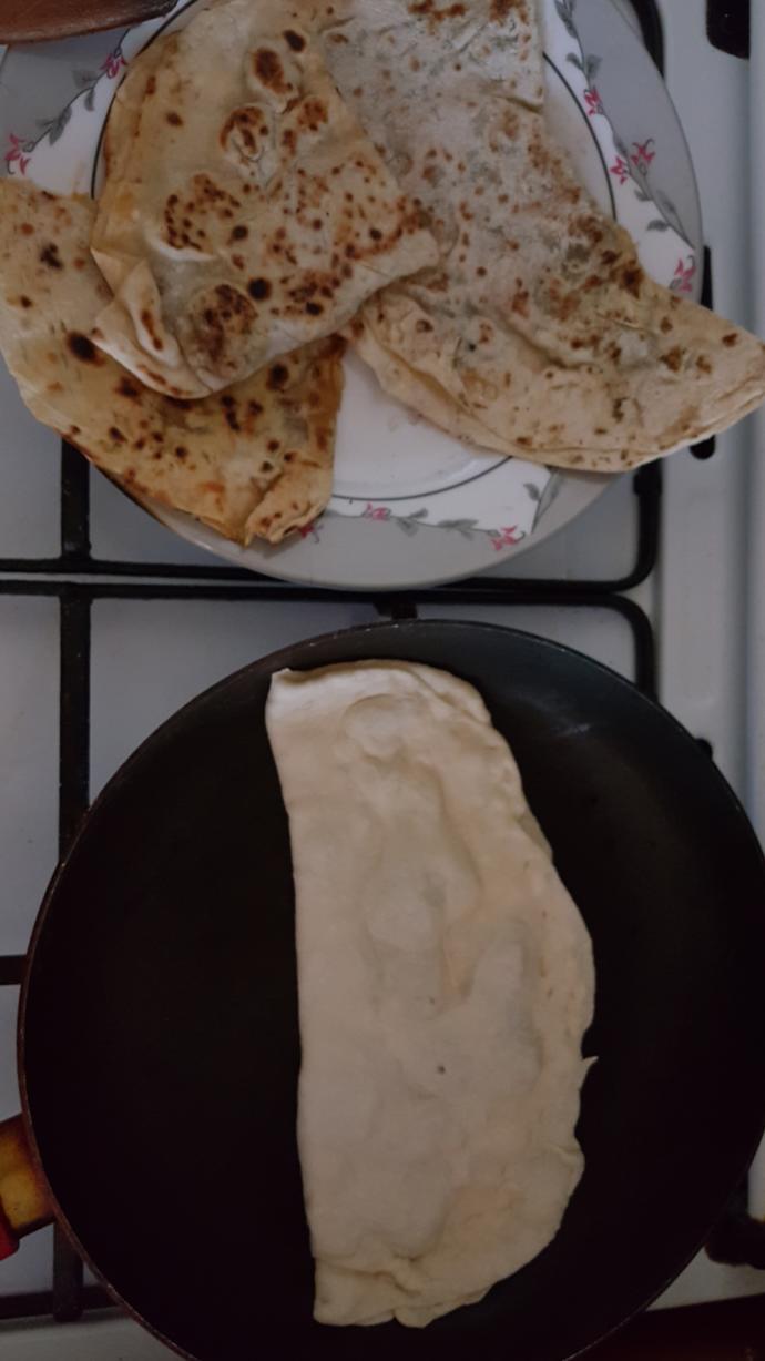 Çay Saatlerinin Vazgeçilmezi Gözleme Nasıl Yapılır?