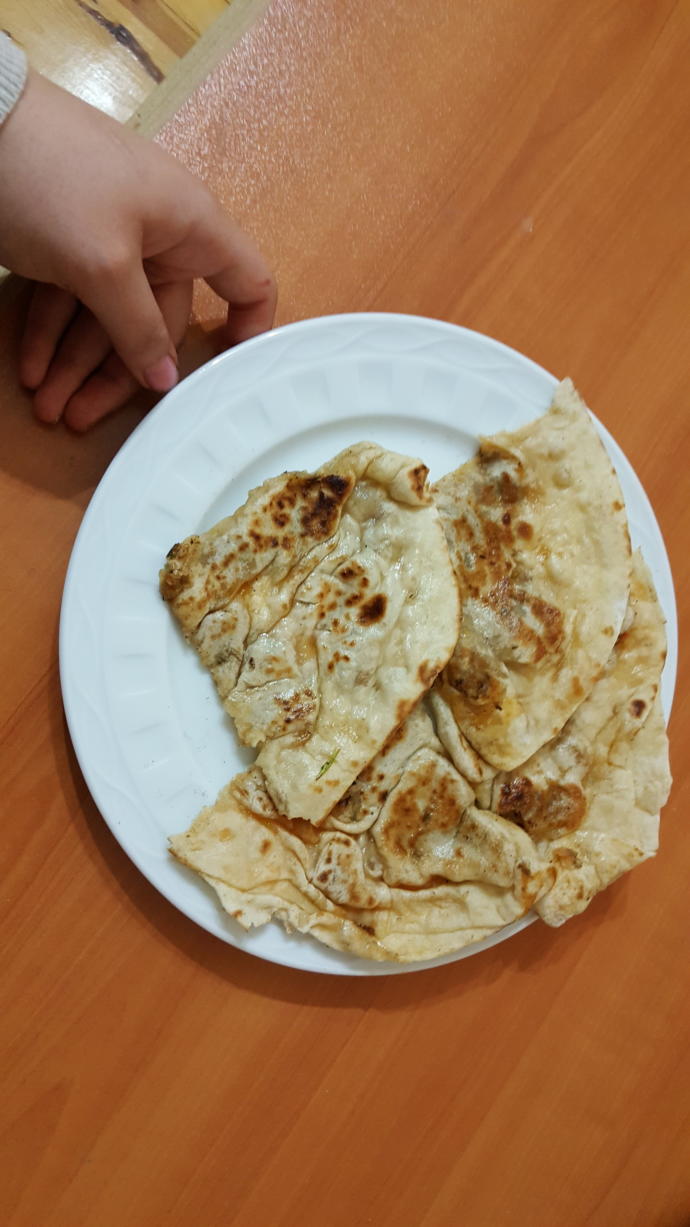 Çay Saatlerinin Vazgeçilmezi Gözleme Nasıl Yapılır?
