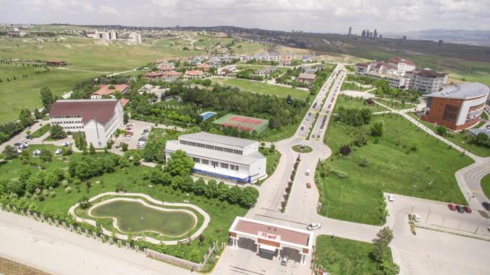 Vakıf Üniversitesi Tercih Edecekler İçin Türkiye'nin En İyi İlk 10 Vakıf Üniversitesi