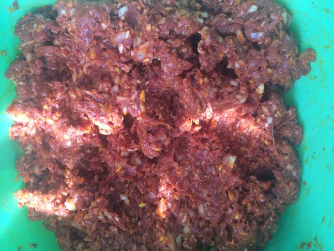 Sofraların Vazgeçilmez Lezzeti Lahmacun Tarifi!