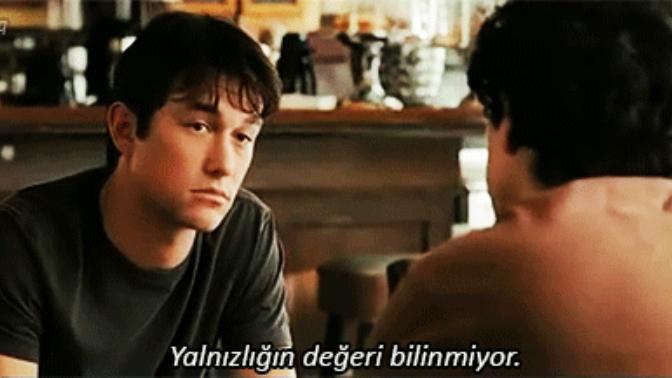 Aşkın Tanımını Şatoda Prensini Bekleyen Rapunzel'e  Sormalı