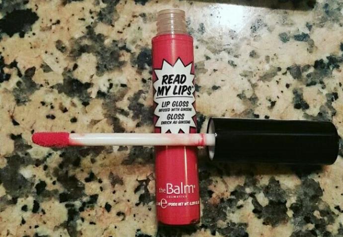 Bu Yazın Modası Parlak Rujlar: İşte Dudaklarınızı Yıldız Gibi Parlatacak Lip Glosslar!