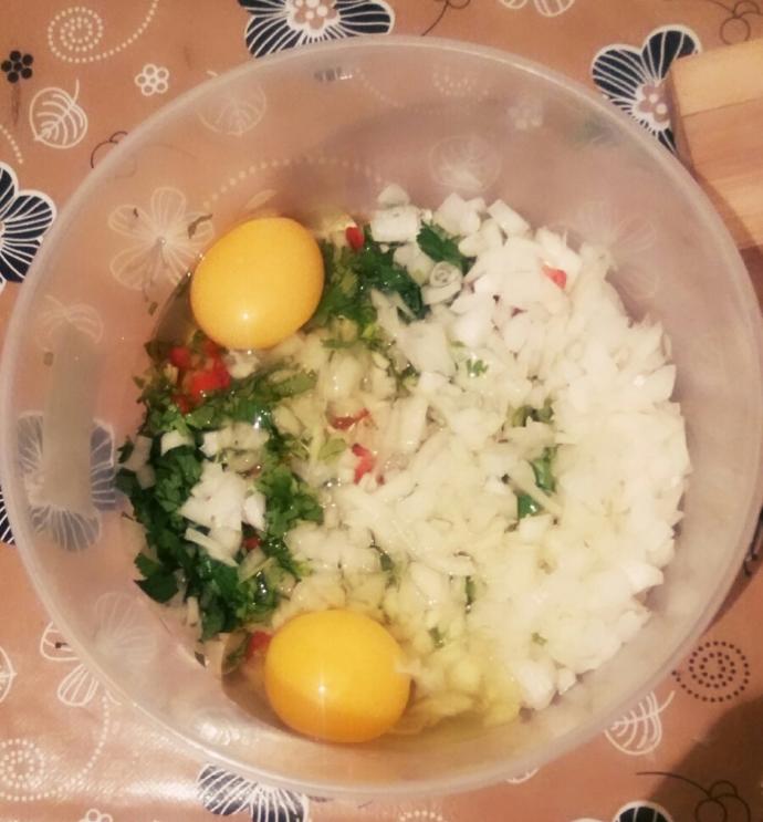 Tabuları Yıkın: Kırmızı Biberli Mücver