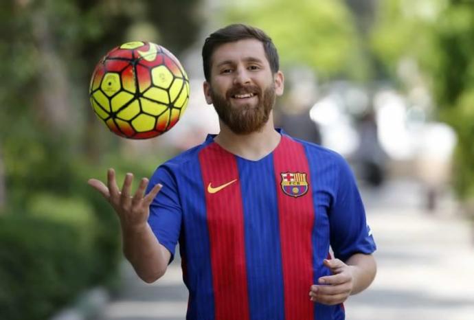 Messi'ye Benziyorsun Dediler, Bana Müebbet Verdiler