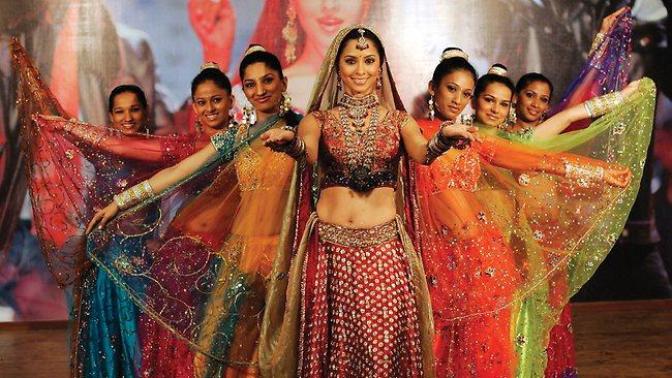 Kendinizi Bollywood İzlemekten Alıkoyamıyorsanız Yalnız Değilsiniz!
