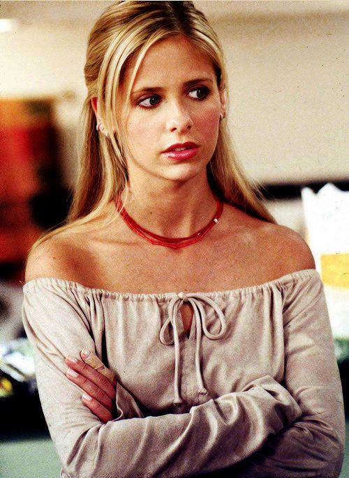 Bütün Vampirli, Büyücülü, Kurtlu Fantastik Dizilerin Atası: Buffy the Vampire Slayer