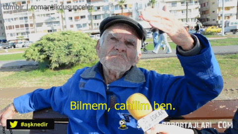 Sokak Röportajında Aşk Nedir Sorusuna Verilmiş Gülümseten Cevaplar