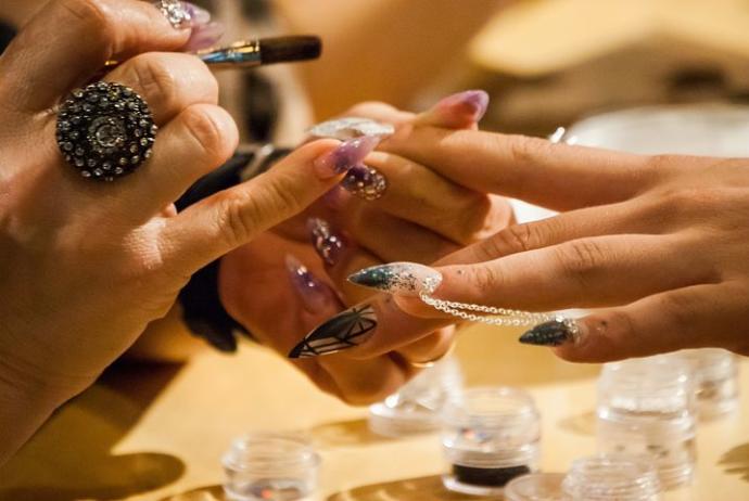 Festival Ruhunu Tırnaklarına Yansıtmaya Ne Dersin? Bu Önerilerle Ellerini Tanıyamayacaksın!