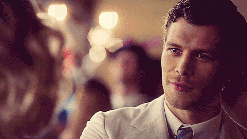 Hosland�g�n k�s�y� tavlamak �c�n b�r cumlel�k mesaj yazsan ne yazard�n ?