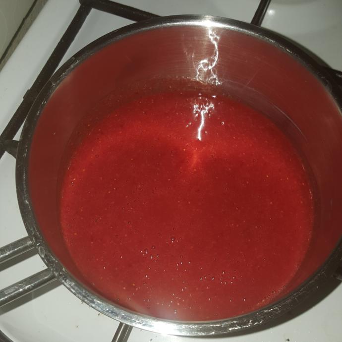 Bisküvi Tabanlı Çilekli Yaz Muhallebisi!