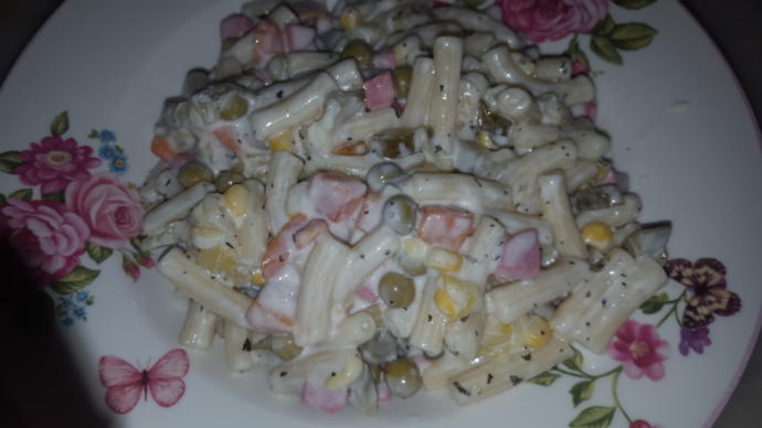 Makarnanın En Verimli Hali Makarna Salatası