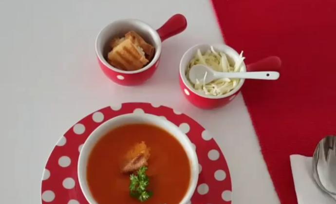 Ramazana Yakışır Bir Lezzet Fırında Közlenmiş Domates Çorbası