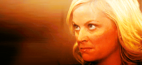 KizlarSoruyor'da Aşk Acısı Çekenlerin Acılarının Perde Arkası!