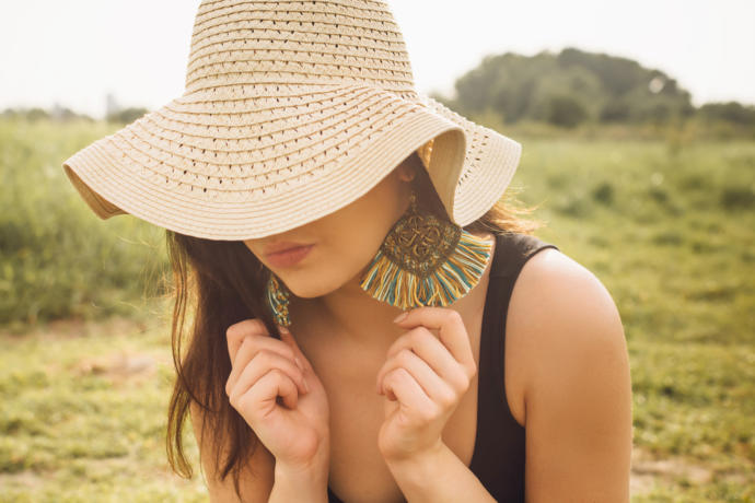 Yaz Stili Alarmı: Bu Sezon Yükselişe Geçen 8 Göz Kamaştırıcı Moda Trendi