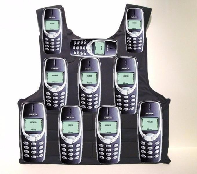 Efsane Cep Telefonu Nokia 3310 İçin Yapılmış Komik Capsler