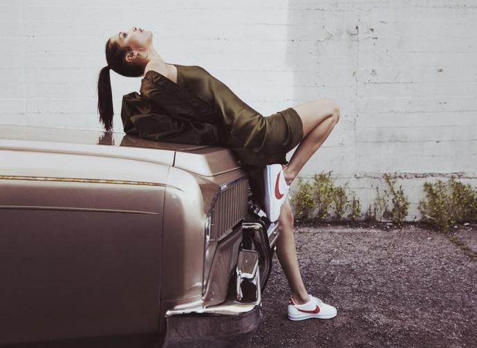 Bella Hadid'ten Bütün Bakışları Üzerinize Çekmenizi Sağlayacak Yaz Kombinleri!