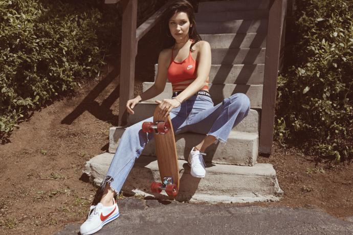 Bella Hadid'ten Bütün Bakışları Üzerinize Çekmenizi Sağlayacak Yaz Kombinleri!